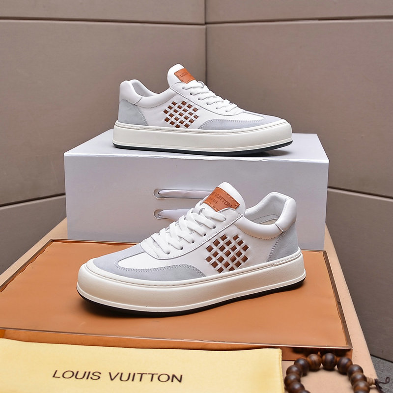 men LV shoes-062